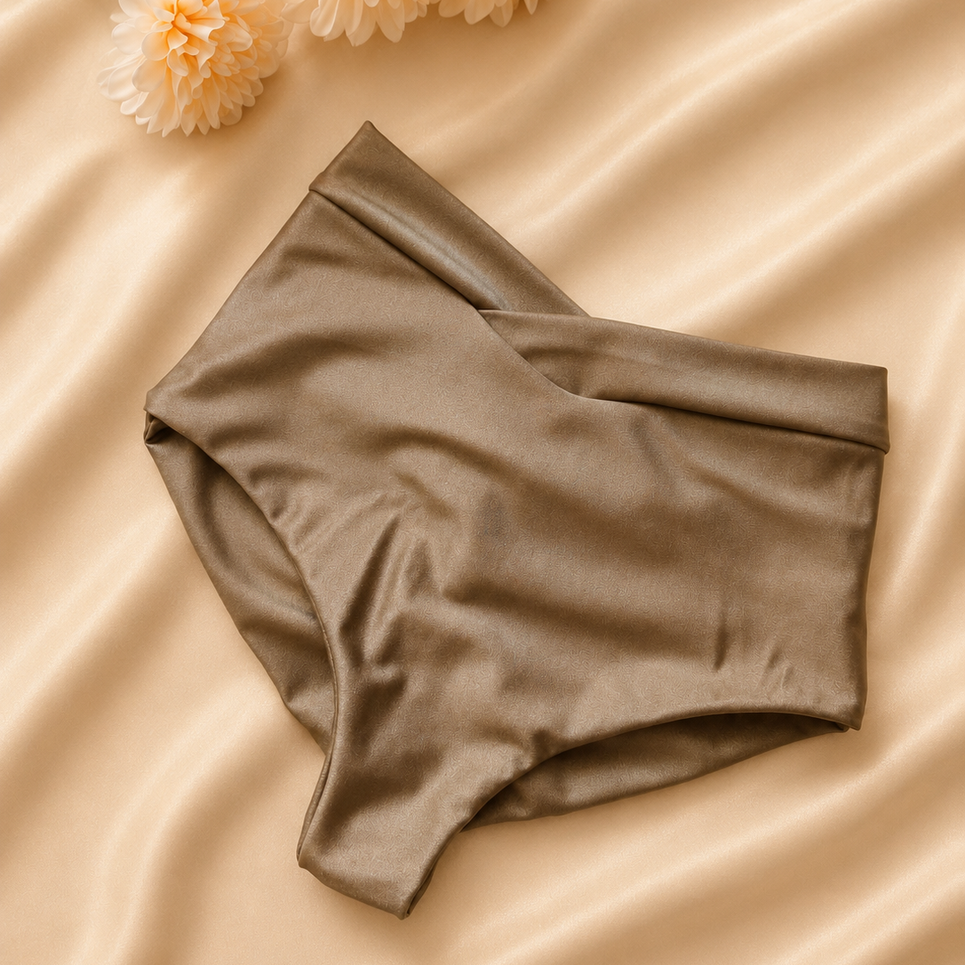 Hot Pants Flora Fruncido